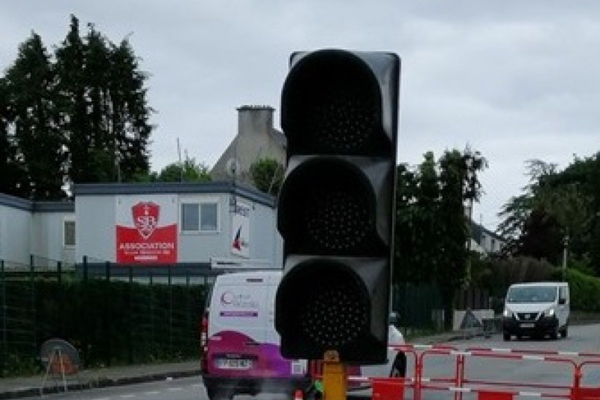 Schéma d’implantation d’un alternat de chantier par feux tricolores